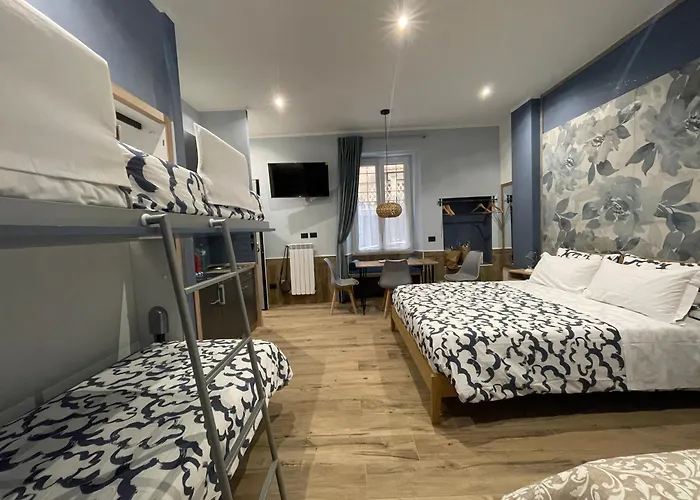 Helle Hus - 4 Min To Metro, Modern & Quiet, Direct To Colosseum Roma