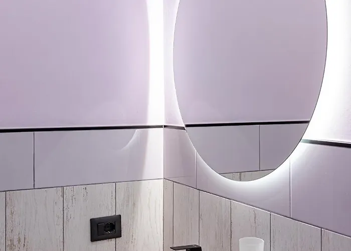 Helle Hus - 4 Min To Metro, Modern & Quiet, Direct To Colosseum Casa de hóspedes Roma