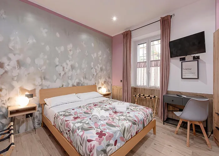 Affittacamere Helle Hus - 4 Min To Metro, Modern & Quiet, Direct To Colosseum Roma