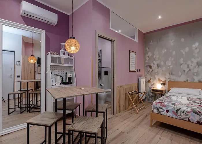 Helle Hus - 4 Min To Metro, Modern & Quiet, Direct To Colosseum Roma